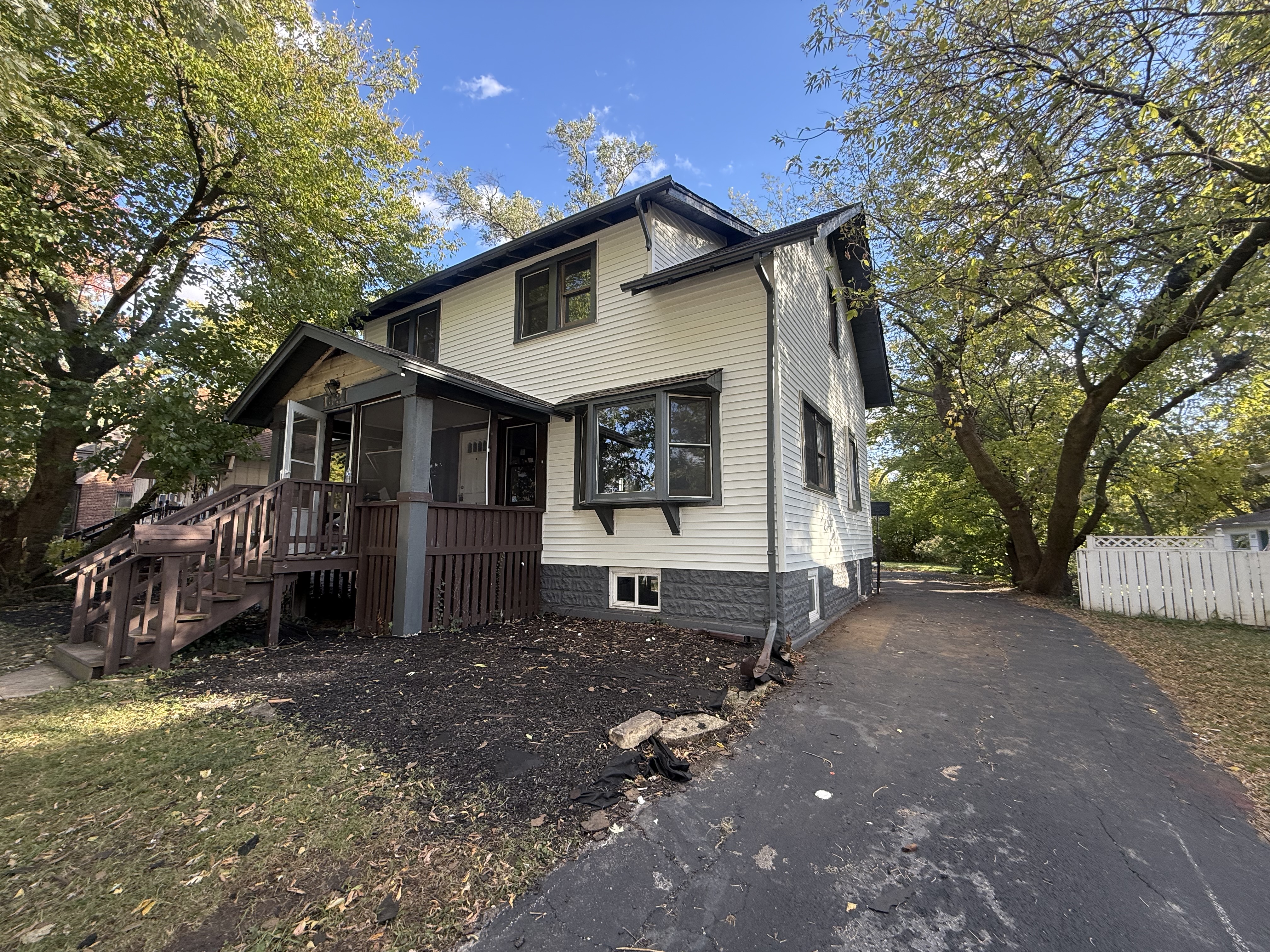 NG Construction & Improvements finished remodeling project in the Chicago area